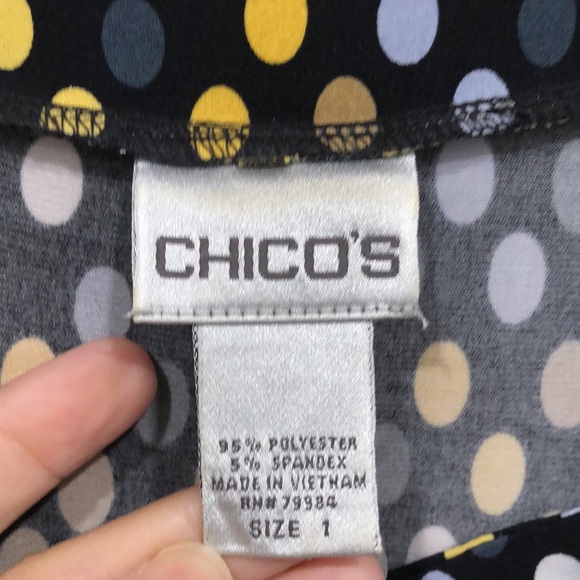 CHICO’S Notched Neckline Polka Dot Dress w/Stretch - Picture 3 of 8